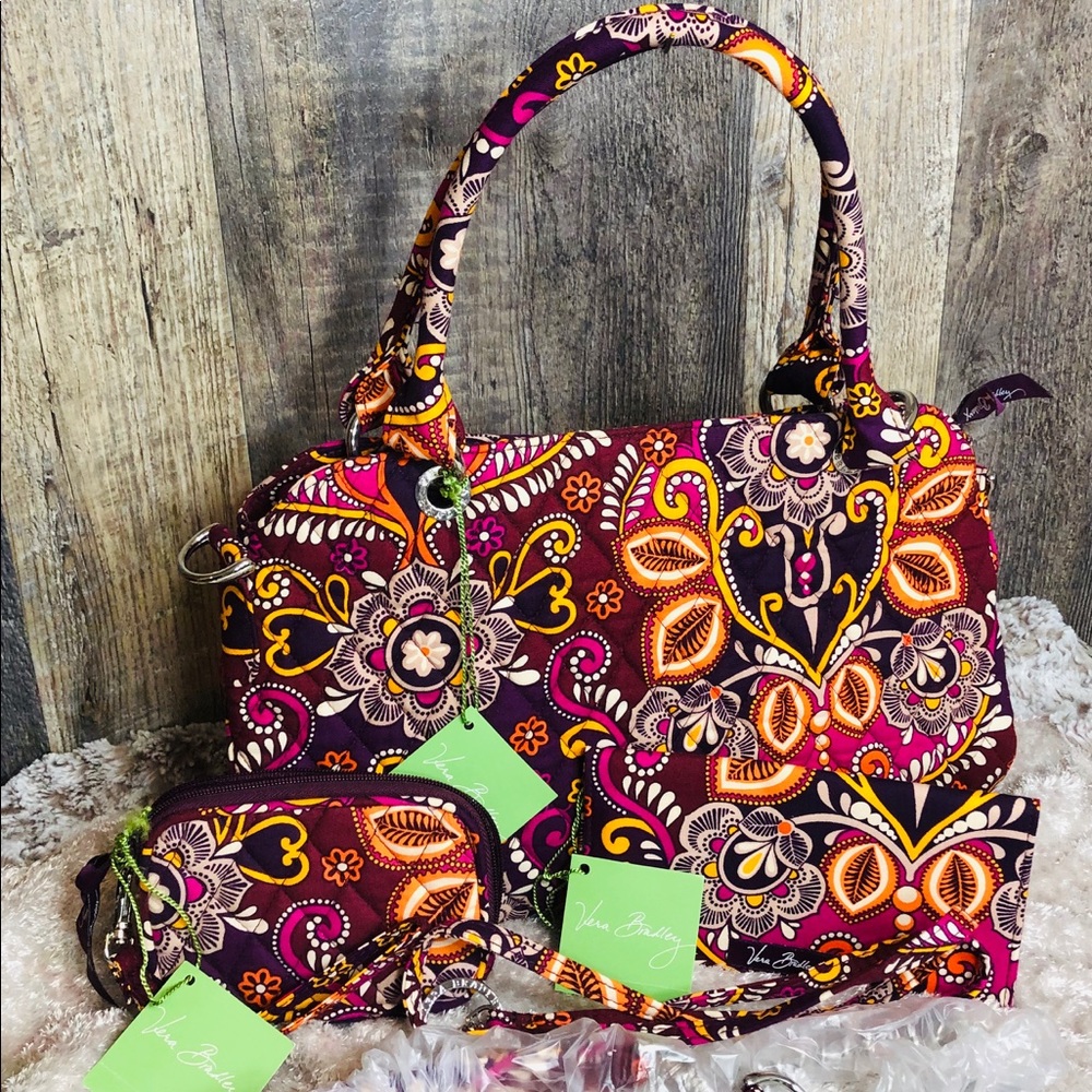 SOLD!! 🌸 NEW! Vera Bradley Chain Bag + Accessories! 🌸